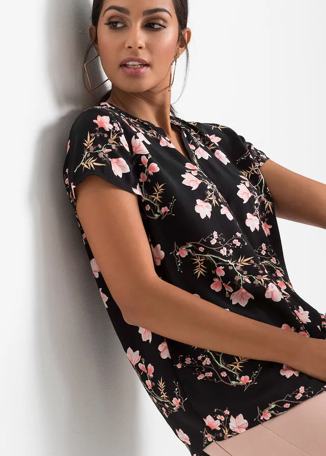 Blusa de manga corta Negro con flores