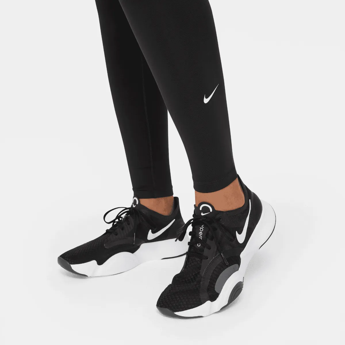 Calza Larga Mujer Running Nike One Negra