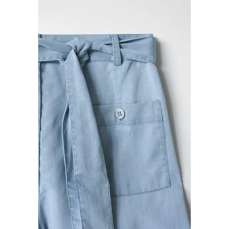 PANTALÓN CORTO LIGHTDENIM CON BOLSILLOS MUJER SALSA