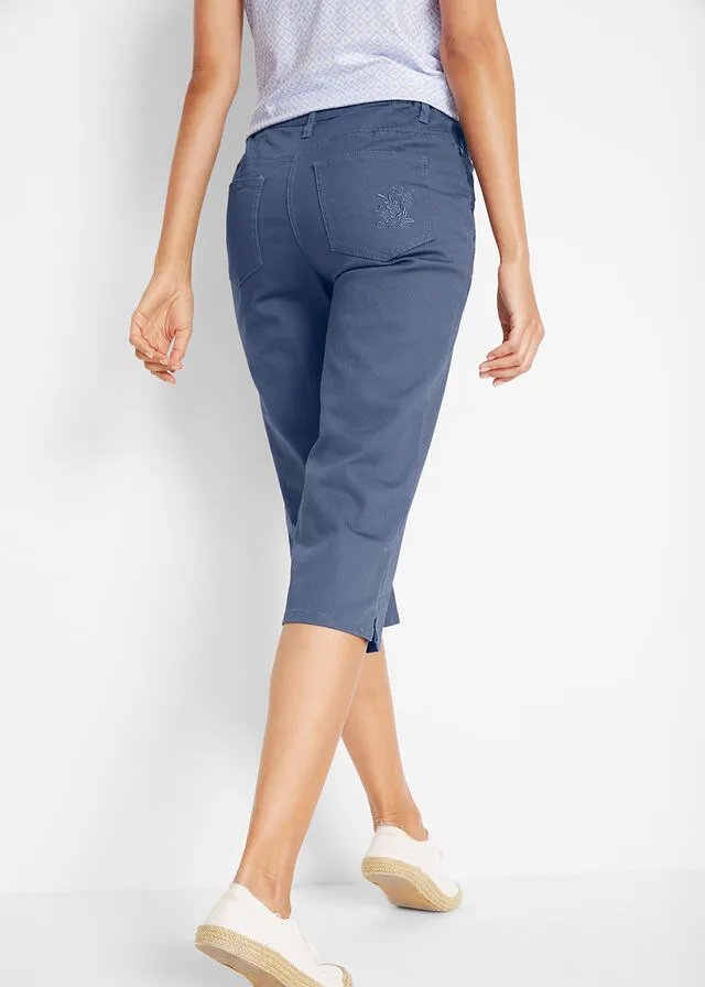 Pantalón capri de algodón con cintura cómoda y aberturas laterales índigo