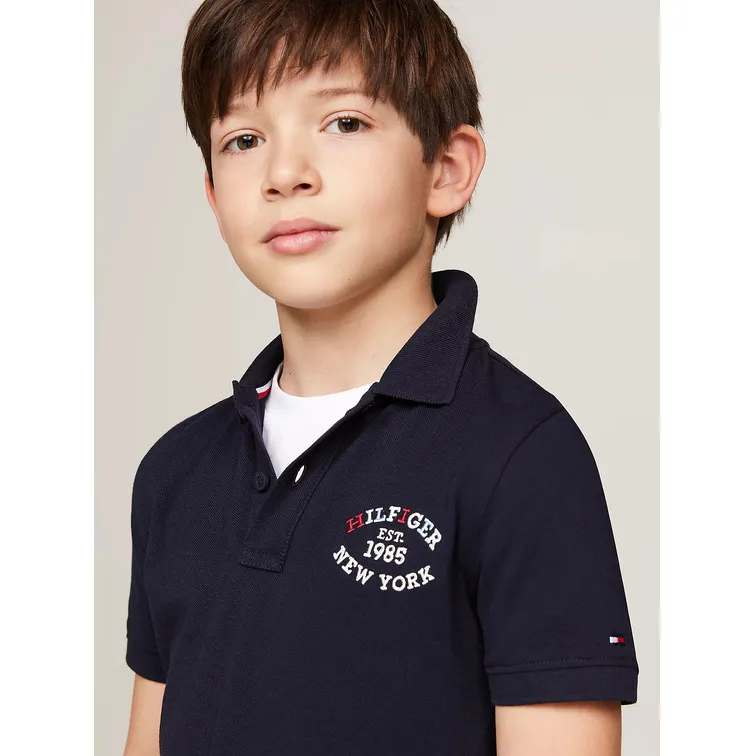 POLO DE CORTE REGULAR CON MONOTIPO NIÑO TOMMY HILFIGER