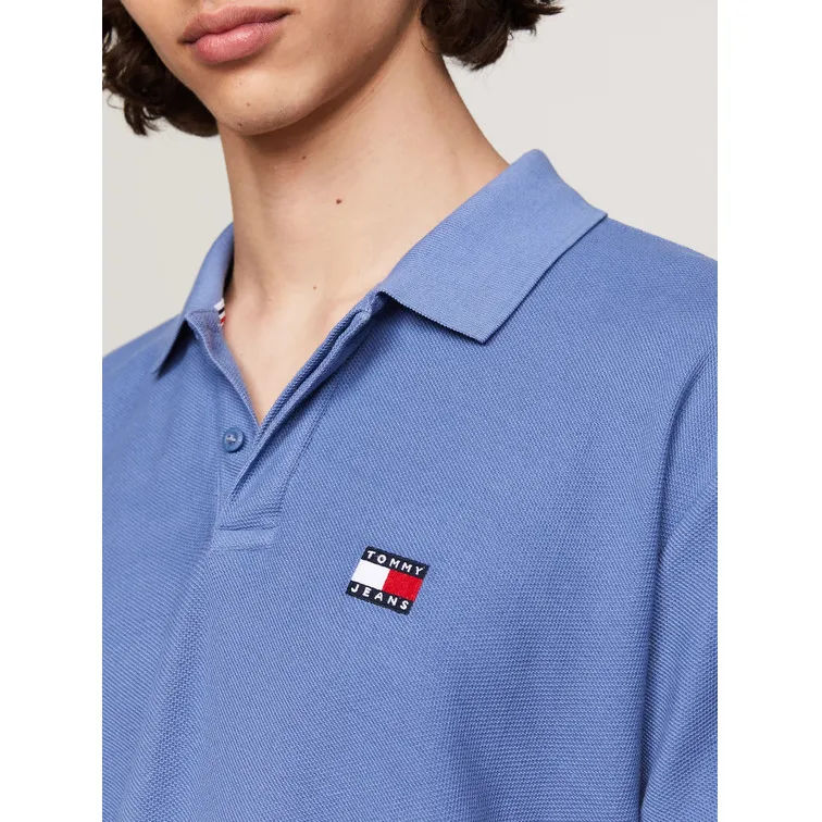 POLO FIT REGULAR CON PARCHE LOGO HOMBRE TOMMY JEANS