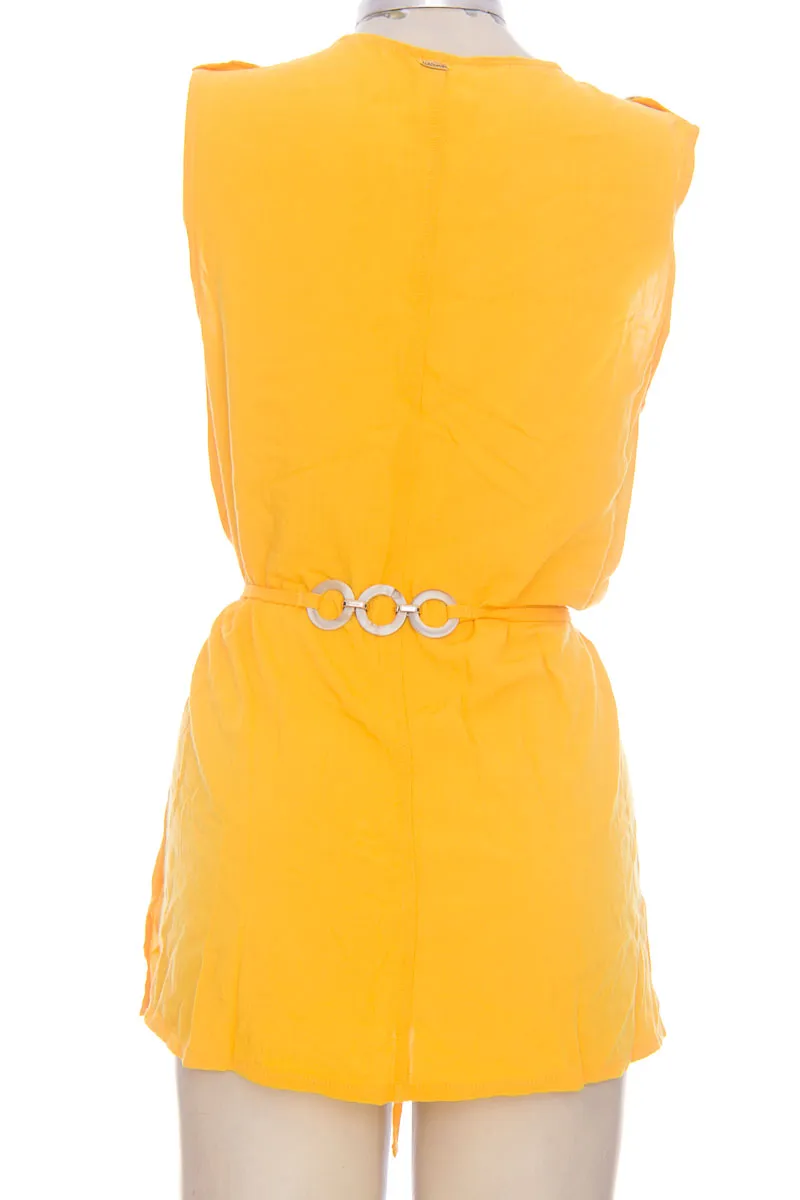 Vestido / Enterizo color Amarillo - Le Greeny