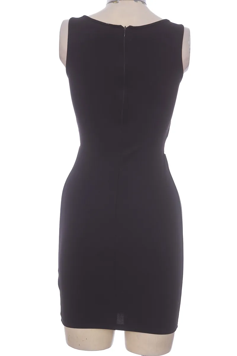 Vestido / Enterizo color Negro - Bershka