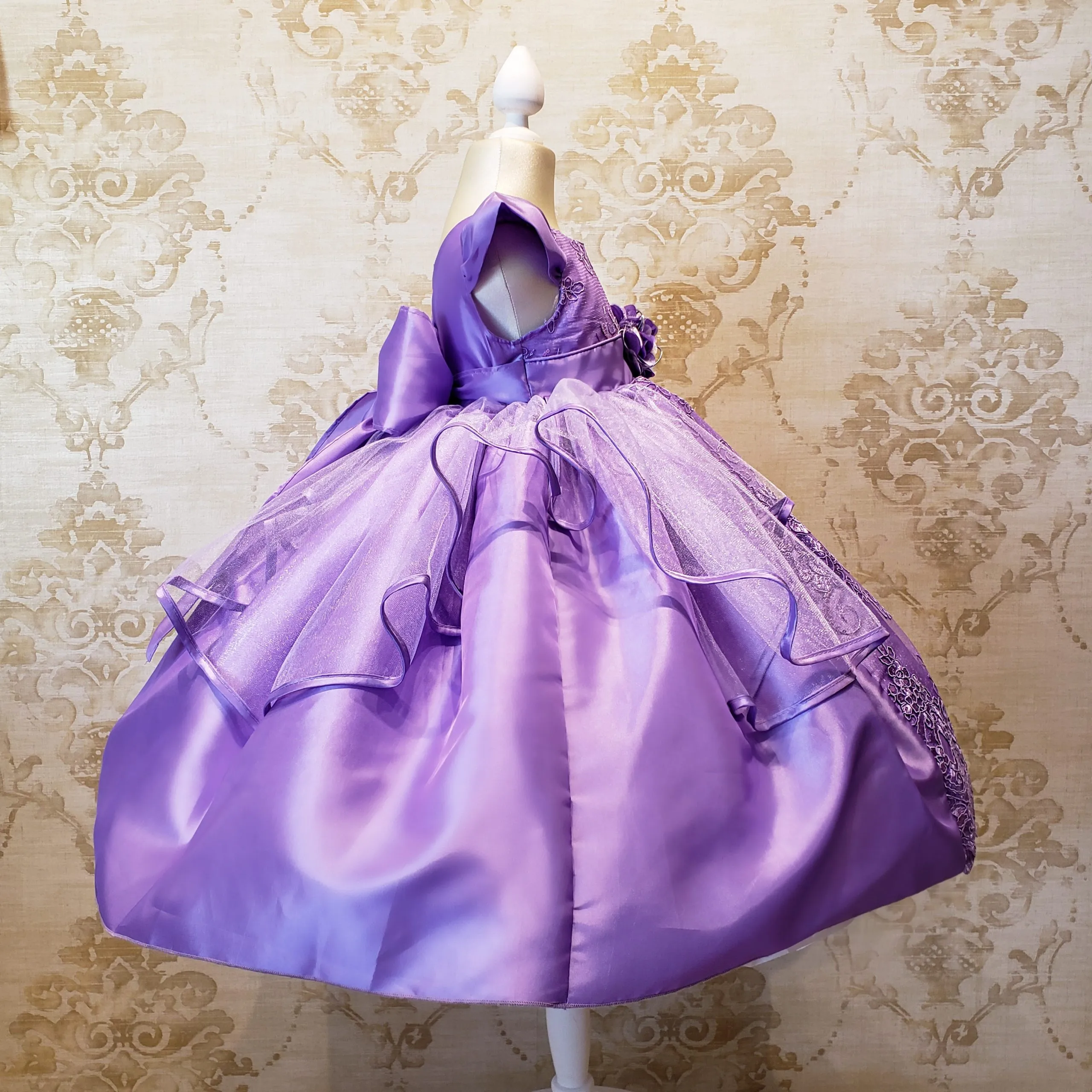 Vestido de Niña Fiesta Lila Encaje Bordado con Flor Talla 2 a 8 años