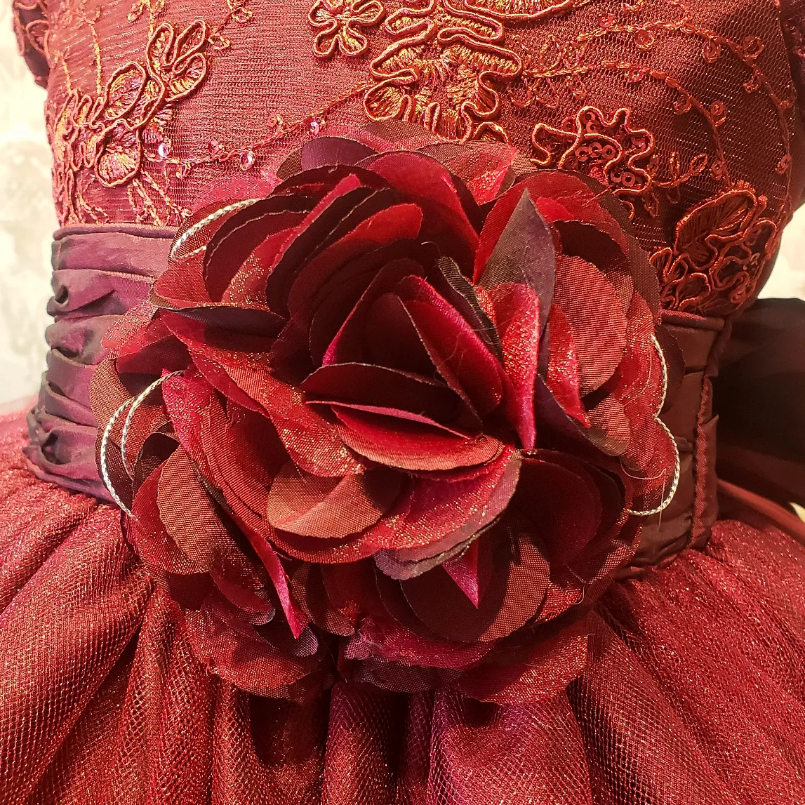 Vestido de Niña Fiesta Vino con Flor Listón en Falda Talla 3 a 8 Años